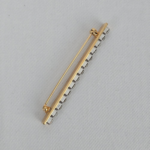 Vintage Gold Tone Rhinestone Bar Brooch – Classic Linear Crystal Pin