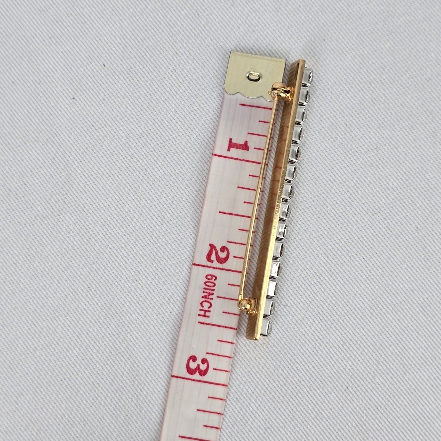 Vintage Gold Tone Rhinestone Bar Brooch – Classic Linear Crystal Pin