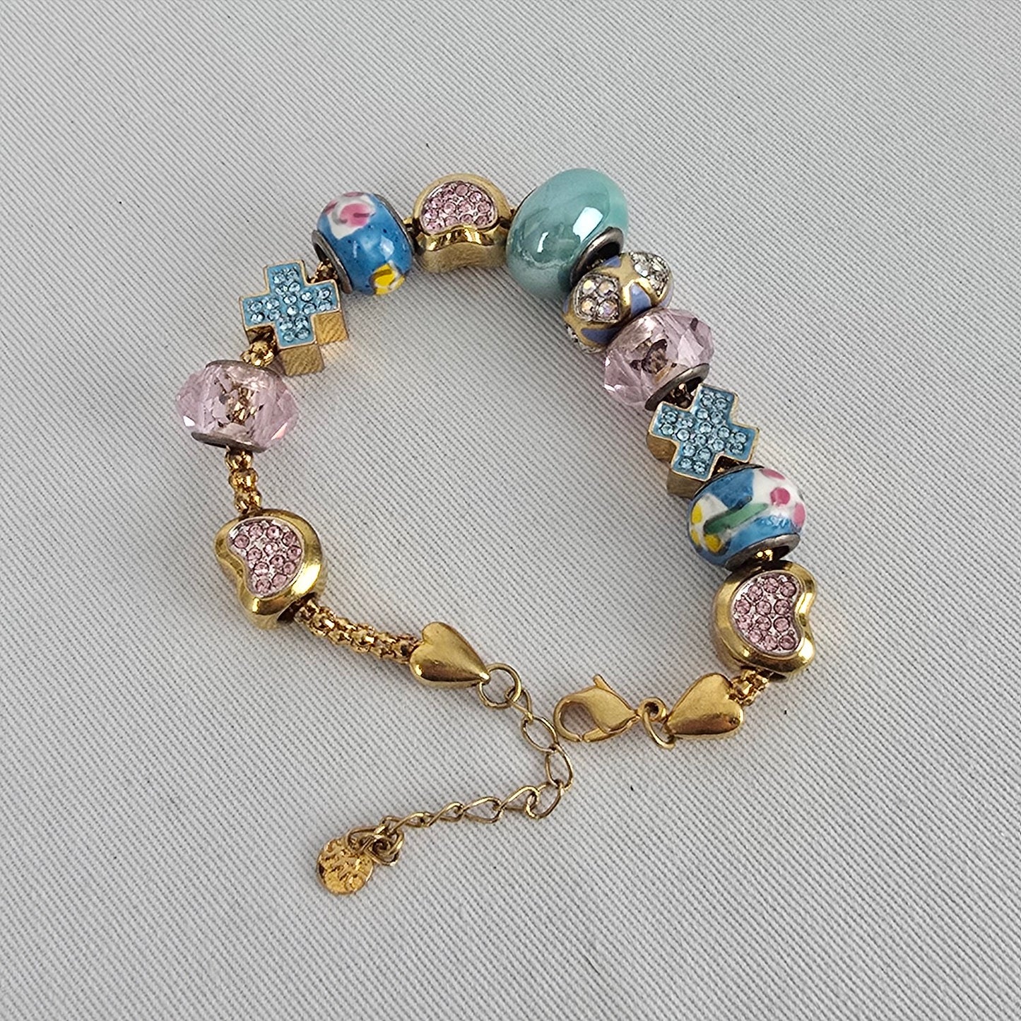 FAC Fifth Avenue Collection Charm Bracelet Gold Tone Heart Cross Beaded Crystal Bracelet