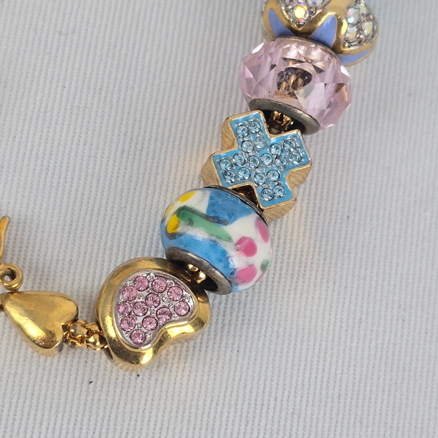 FAC Fifth Avenue Collection Charm Bracelet Gold Tone Heart Cross Beaded Crystal Bracelet