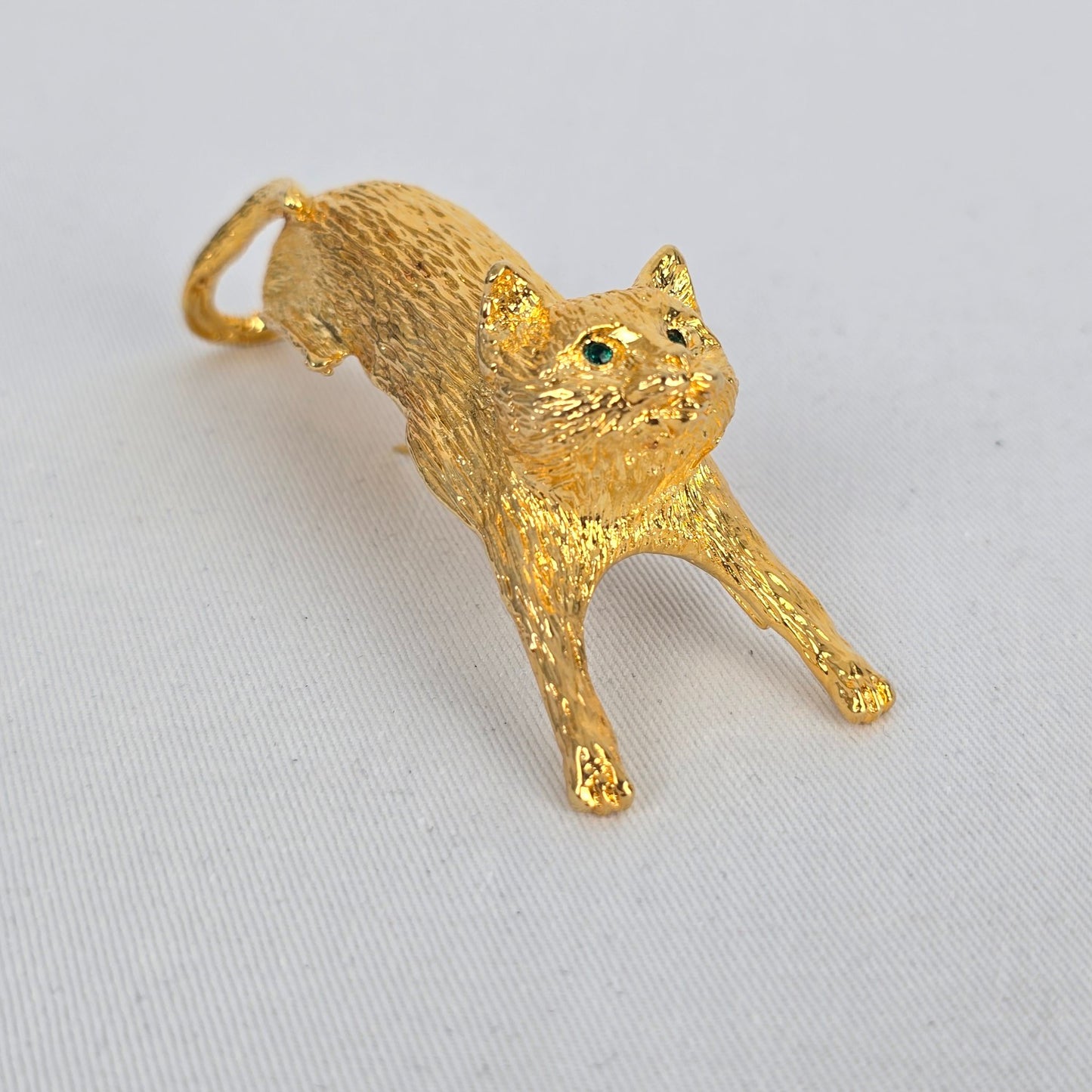 Ultra Craft Vintage Cat Brooch Gold Tone Figural Cat Pin Shoulder Brooch Green Eyes