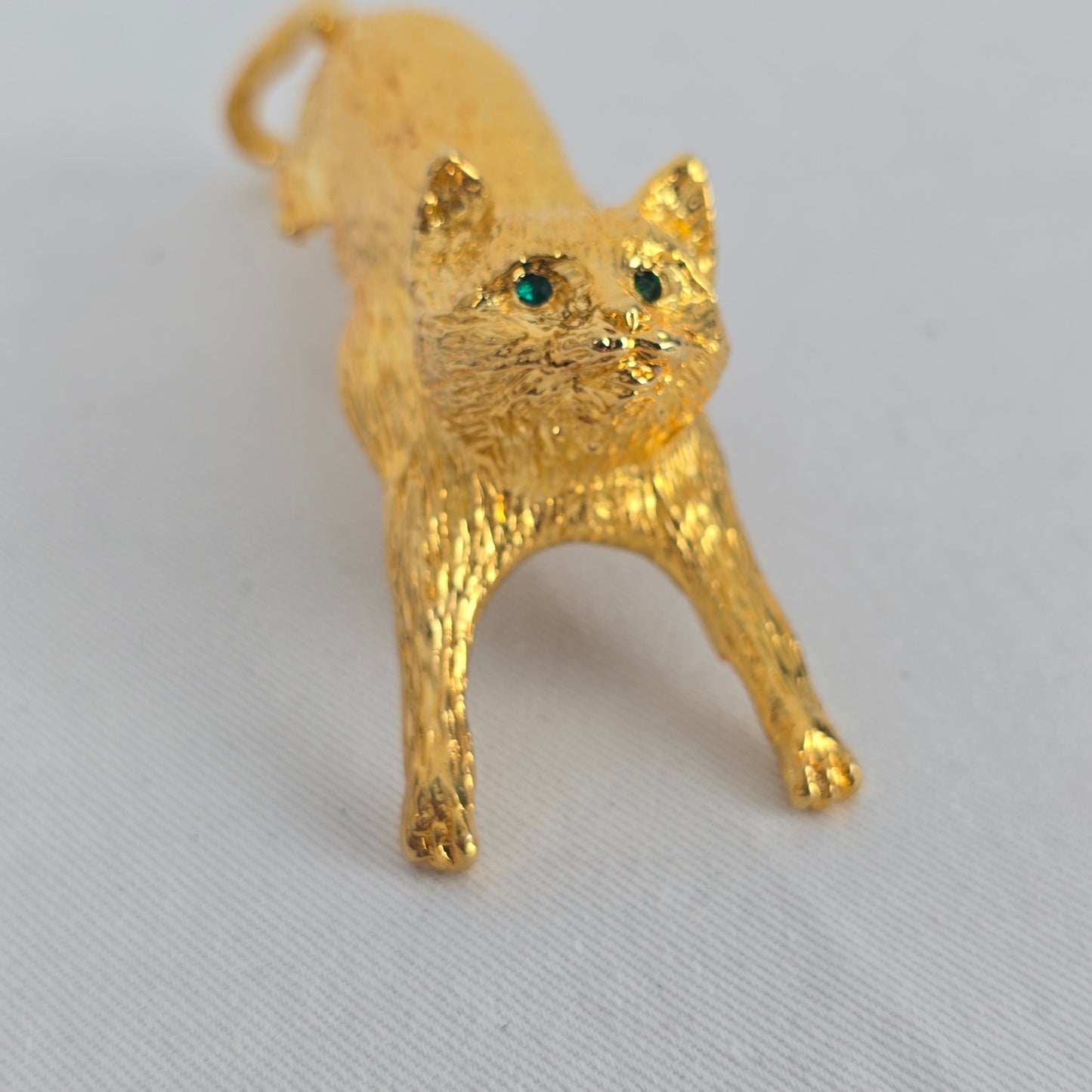 Ultra Craft Vintage Cat Brooch Gold Tone Figural Cat Pin Shoulder Brooch Green Eyes