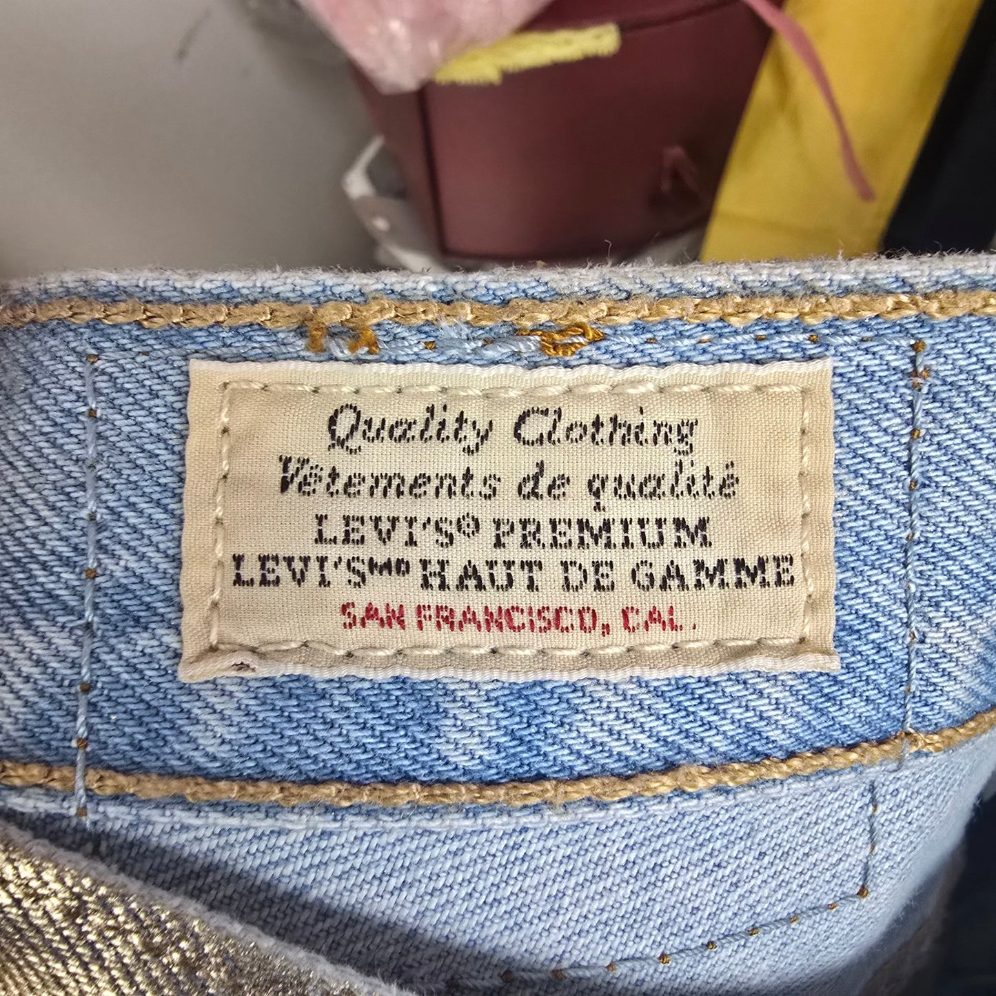 Levi’s 501 Metallic Gold Jeans Mid Rise Straight Leg 90s Ankle Jeans Size 25
