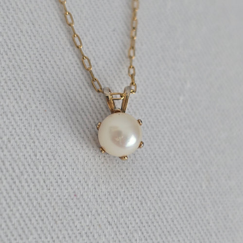 Gold Tone Faux Pearl Necklace Single Pearl Pendant Minimal Classic Necklace