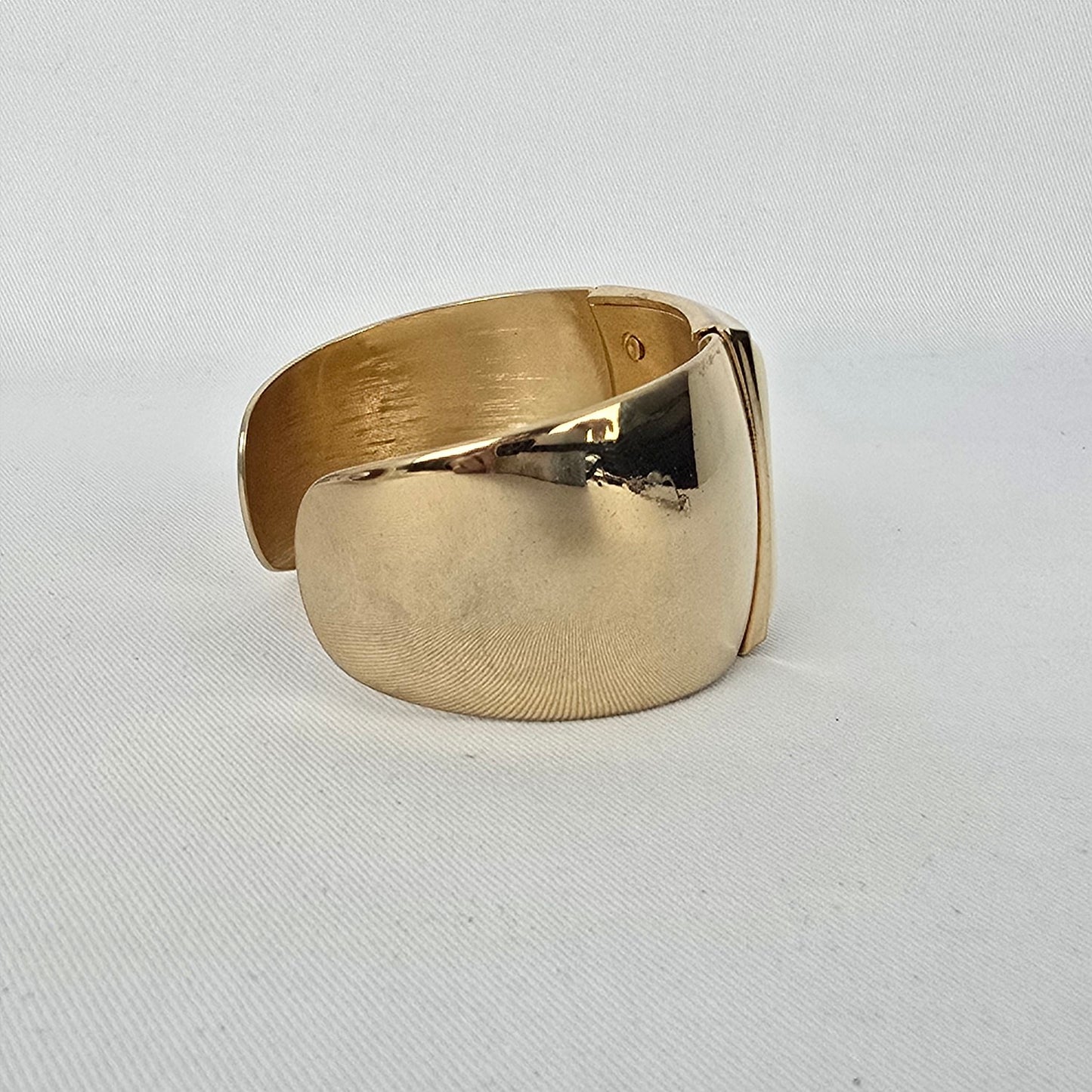Vintage Avon Gold Tone Cuff Bracelet Wide Chunky Cream Inlay Statement Jewelry