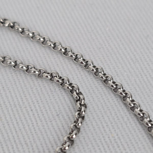 Vintage Blue Glass Stone Pendant Necklace Silver Tone Floral Setting Fossil Chain