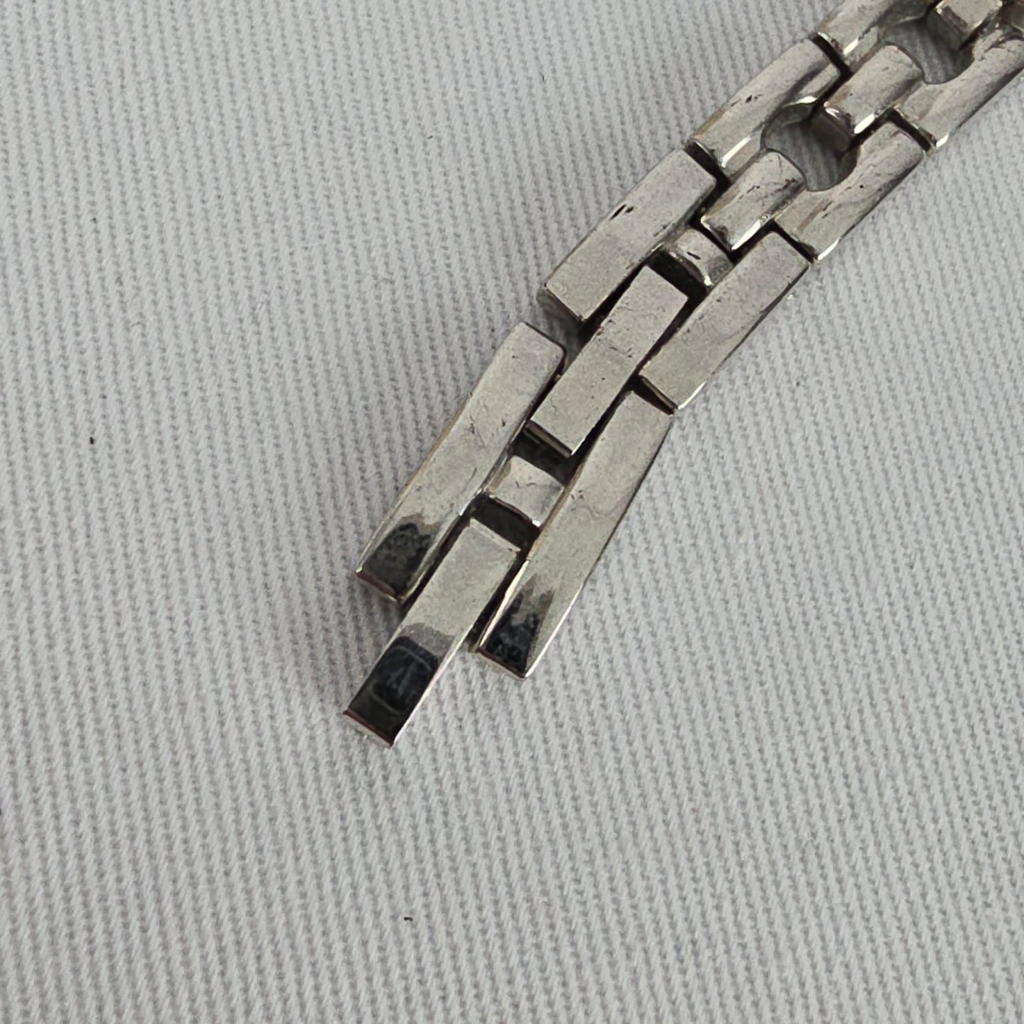 Nygard Quartz Bracelet Watch Silver Tone Black Cabochon Links Crystal Dial