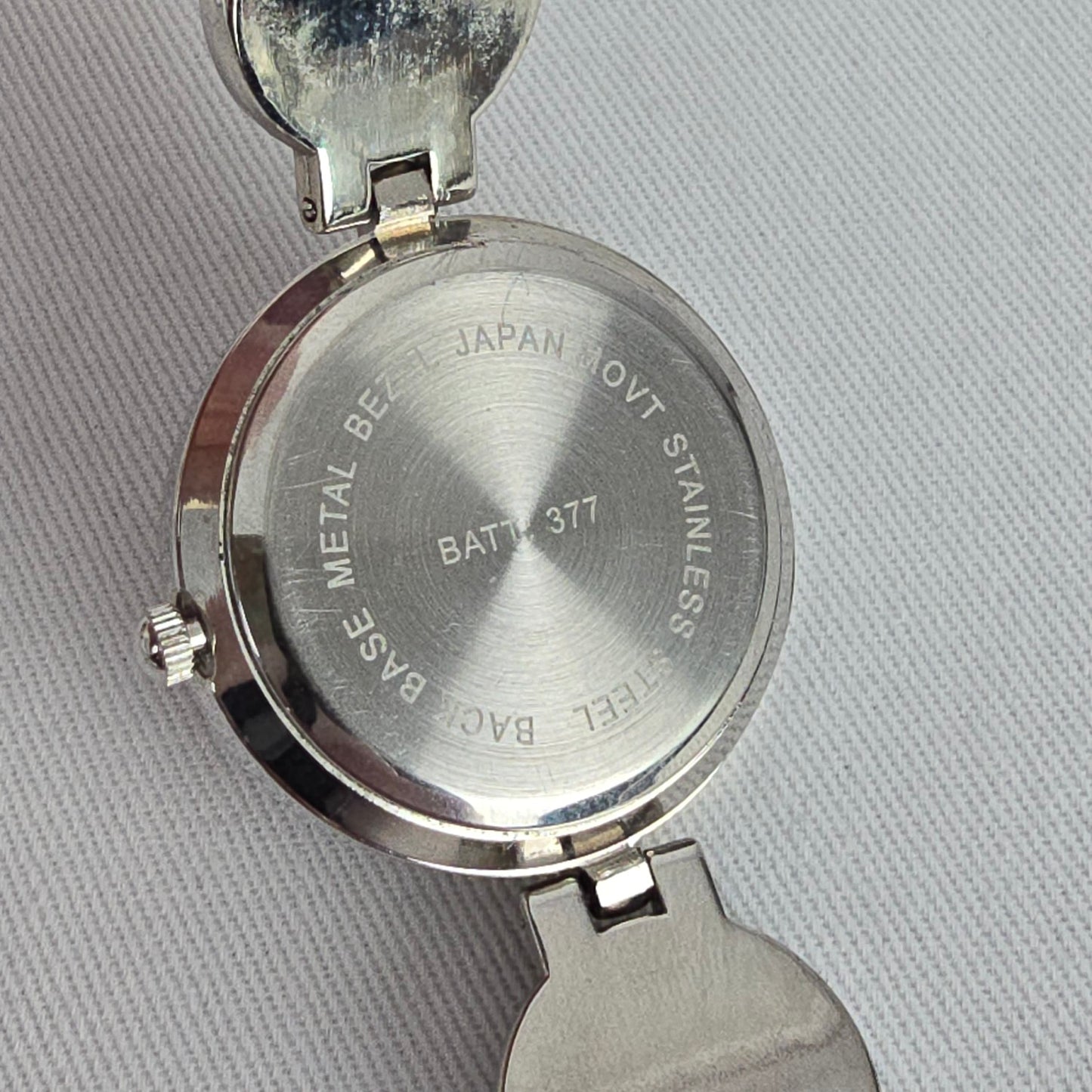 Nygard Quartz Bracelet Watch Silver Tone Black Cabochon Links Crystal Dial