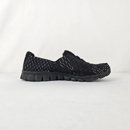 Skechers Woven Slip On Sneakers Size 8.5 Black Memory Foam