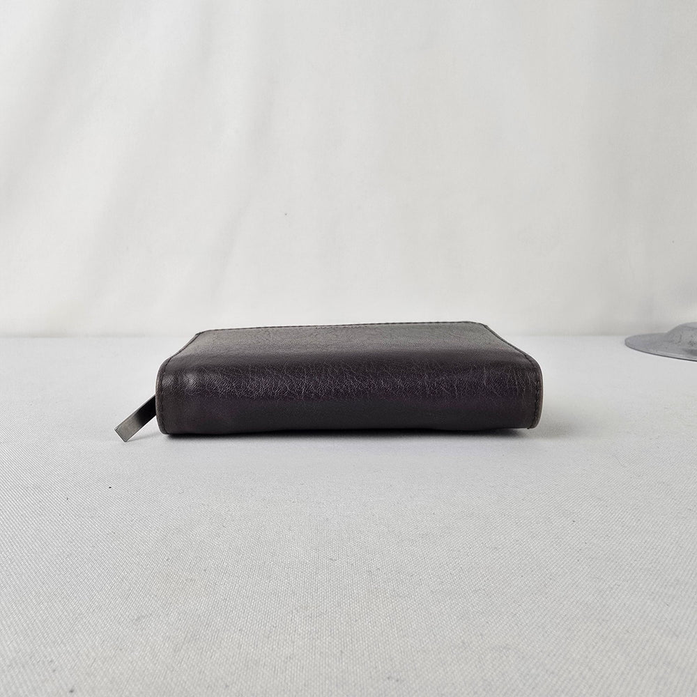 Matt & Nat Grey Zip Around Wallet Vegan Leather Card Holder