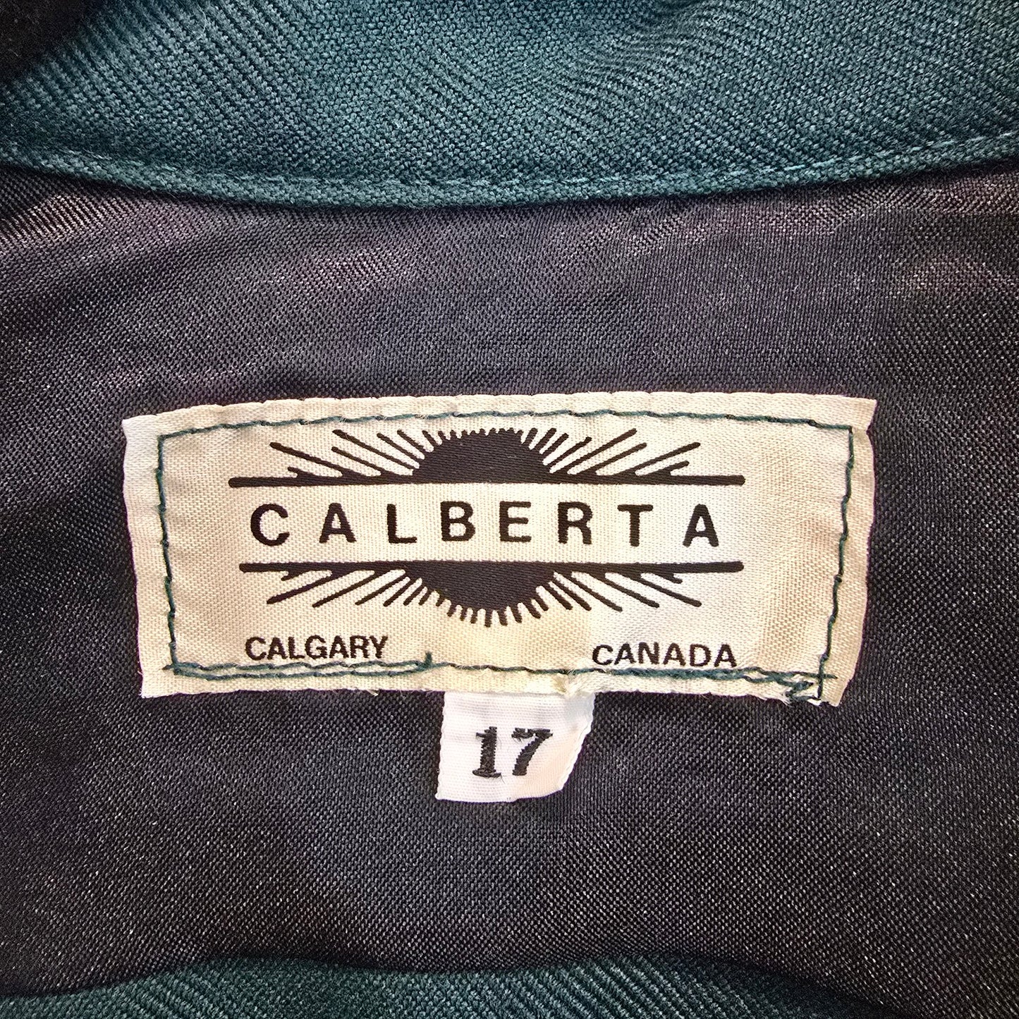 Calberta Western Pearl Snap Size L/XL Green Long Sleeve Vintage Canada Made