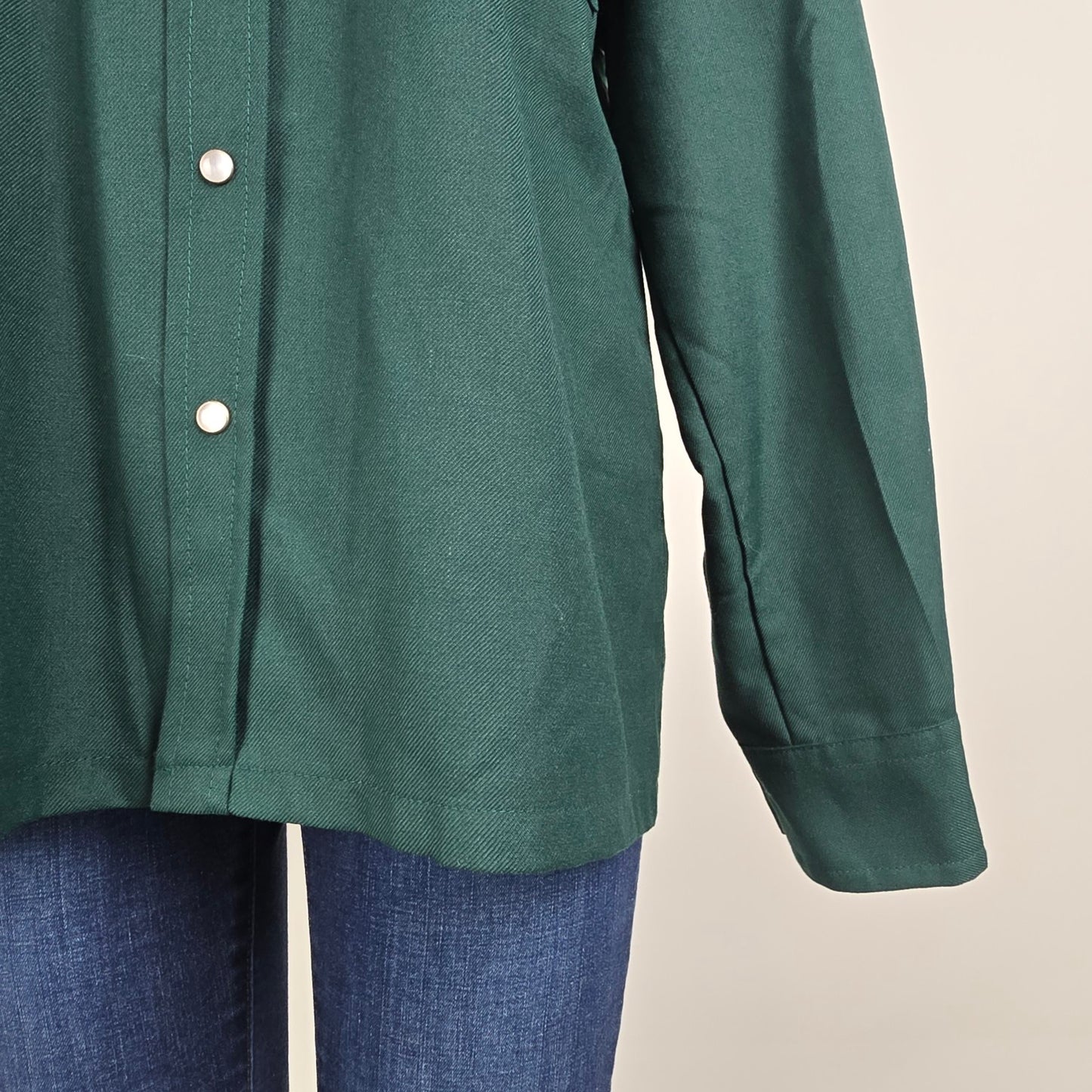 Calberta Western Pearl Snap Size L/XL Green Long Sleeve Vintage Canada Made