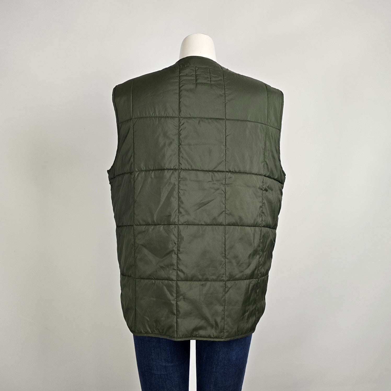 DC Quilted Puffer Vest Olive Green Snap Front Insulated Size L