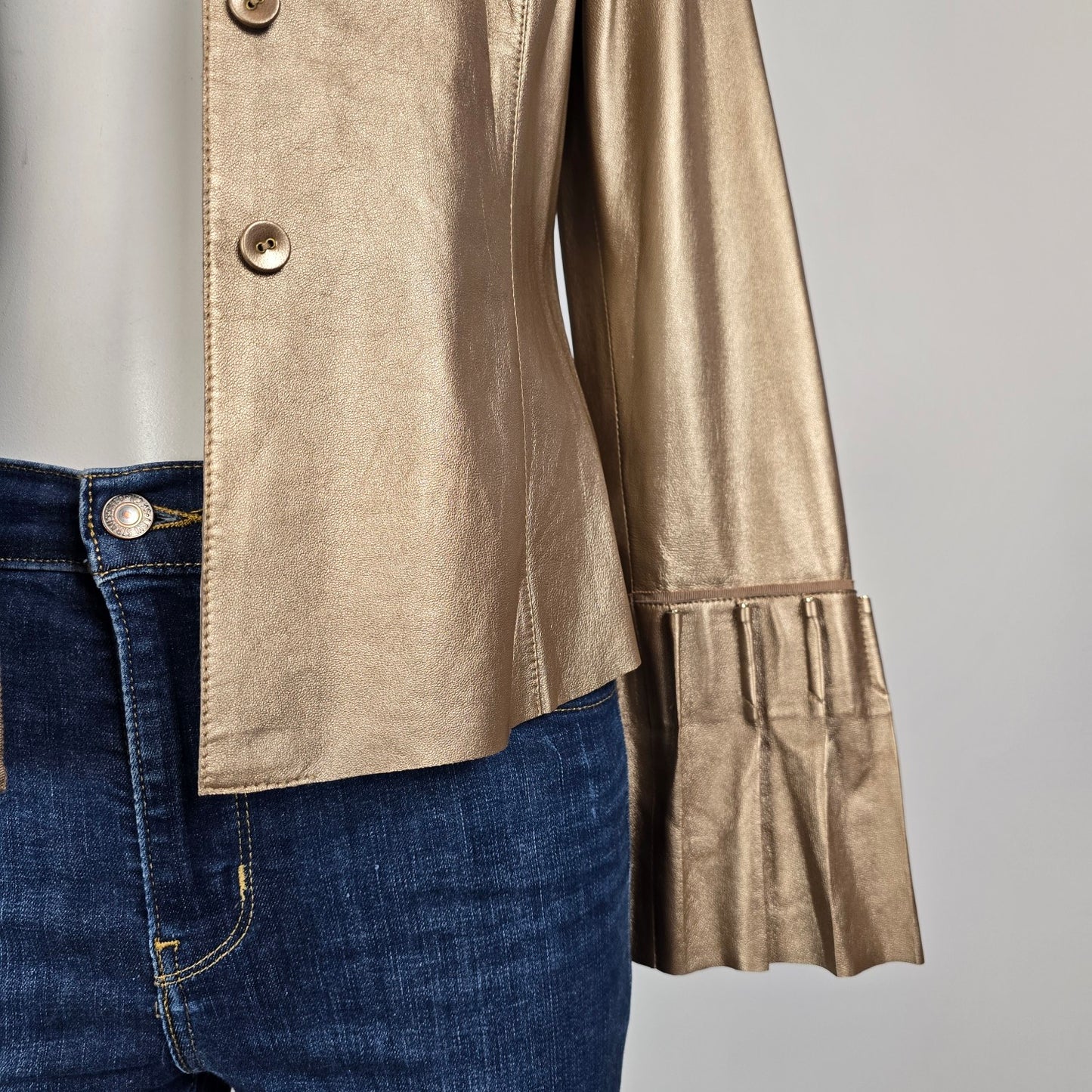 Carlisle Gold Leather Jacket Metallic Ruffle Cuff Statement Blazer Size 4