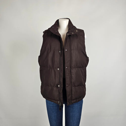 St John’s Bay Brown Puffer Vest Size M Quilted Snap Front Lightweight