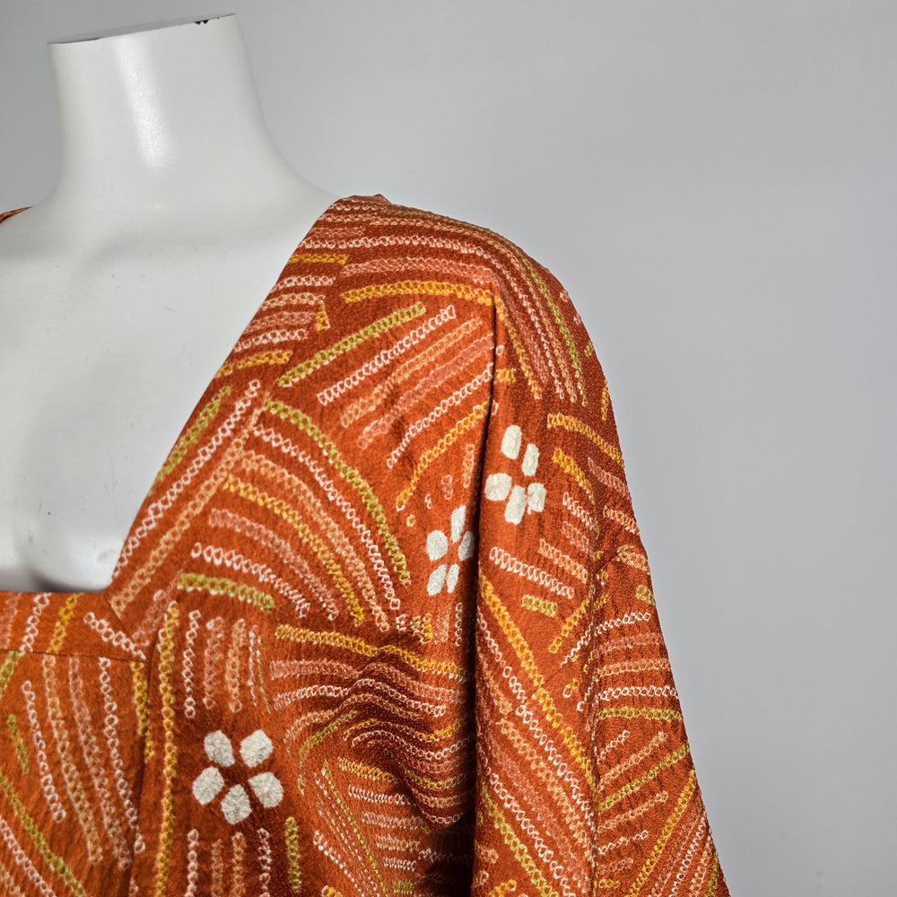Vintage Japanese Style Kimono Tunic Size M/L Orange Batik Print Oversized Boho Caftan