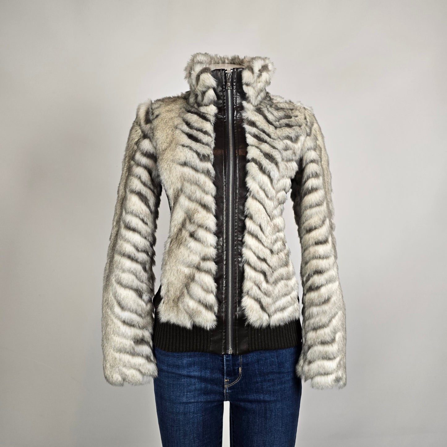 Guess Zebra Faux Fur Jacket Size XS Fitted Moto Style Zip Up Statement Piece
