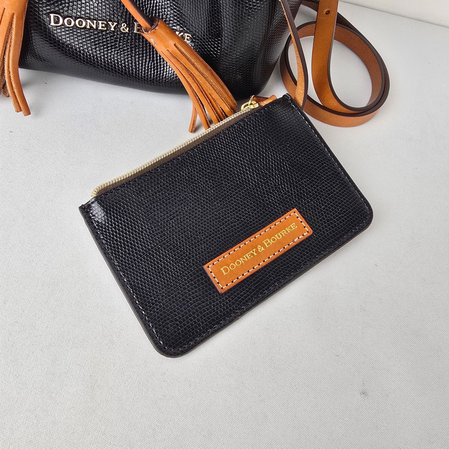 Dooney & Bourke Bucket Bag Black Smooth Leather Drawstring Purse Crossbody