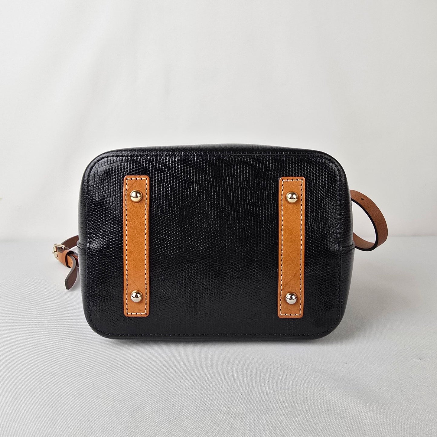 Dooney & Bourke Bucket Bag Black Smooth Leather Drawstring Purse Crossbody