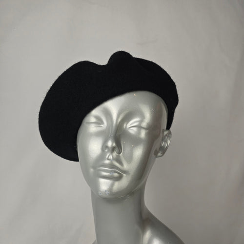 Black Wool Beret Classic French Style Soft Knit Hat Chic Minimalist