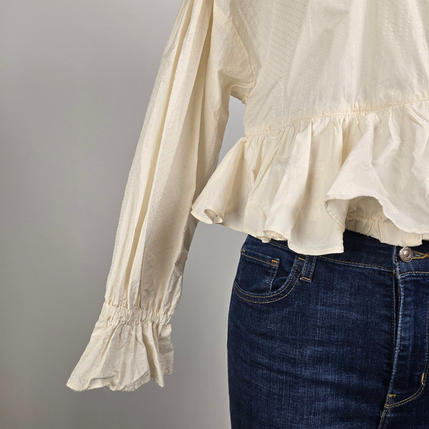 Zara Ruffle Crop Jacket Top Cream Romantic High Neck Light Jacket Size S