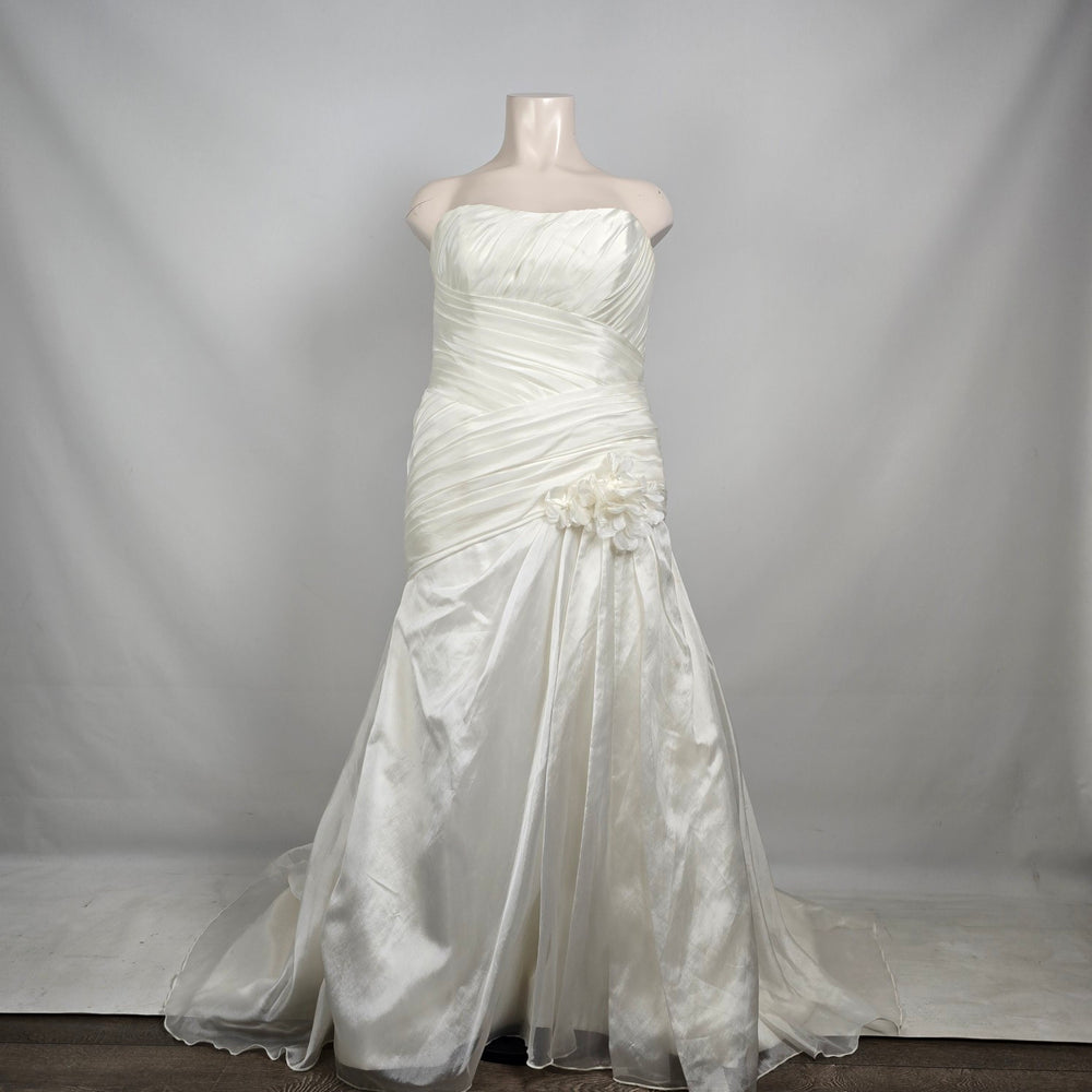 White Strapless Wedding Dress Ruched Satin Bridal Gown Train Size L/XL