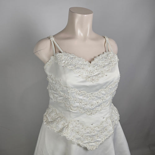 Sincerity Bridal Wedding Dress White Satin Lace Appliqué Ball Gown Train Size 20