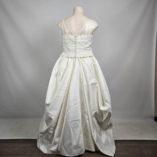 Sincerity Bridal Wedding Dress White Satin Lace Appliqué Ball Gown Train Size 20