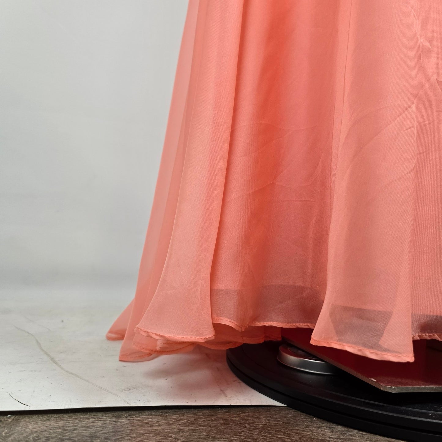 Night Moves Coral Chiffon Evening Gown Size 20W Beaded Formal Dress Flowy & Elegant