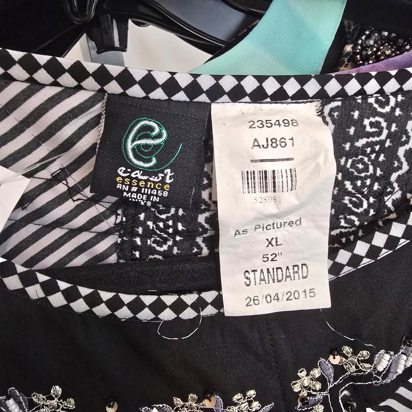 East Essence Kaftan Dress Size XL – Black & White Statement
