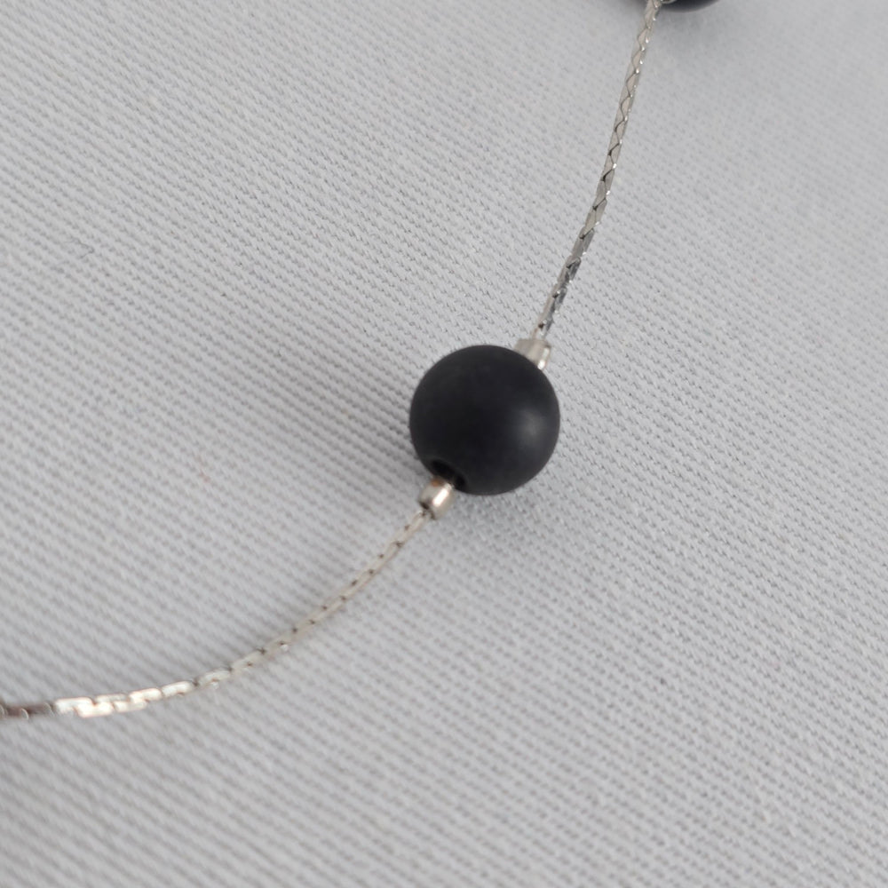 Fifth Avenue Black Beaded Necklace Minimalist Silver Tone Chain