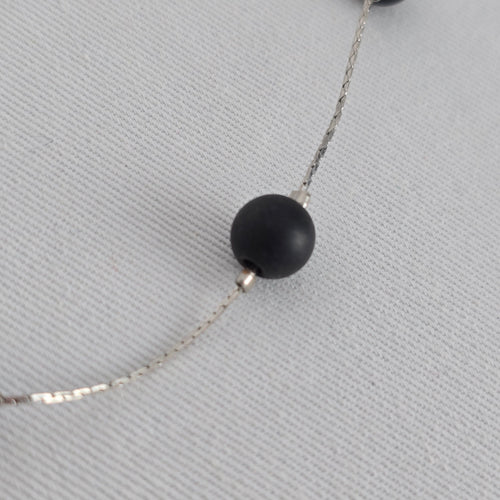 Fifth Avenue Black Beaded Necklace Minimalist Silver Tone Chain