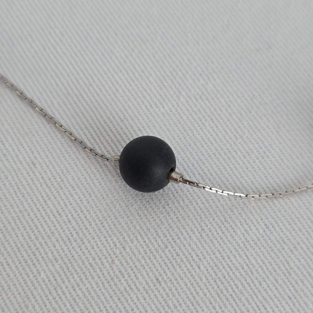 Fifth Avenue Black Beaded Necklace Minimalist Silver Tone Chain