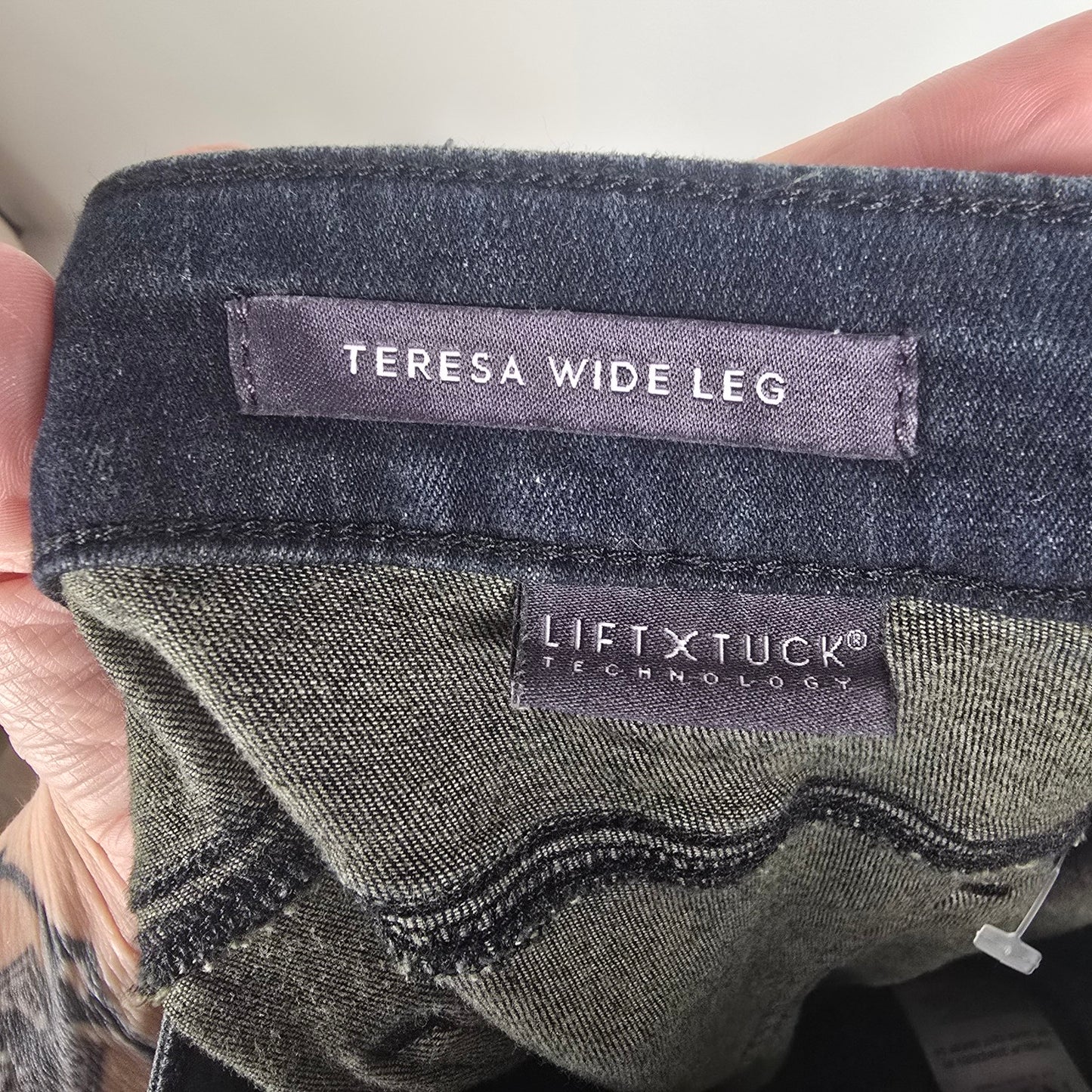 NYDJ Teresa Wide Leg Jeans 20W Dark Wash Lift Tuck Denim Plus Size