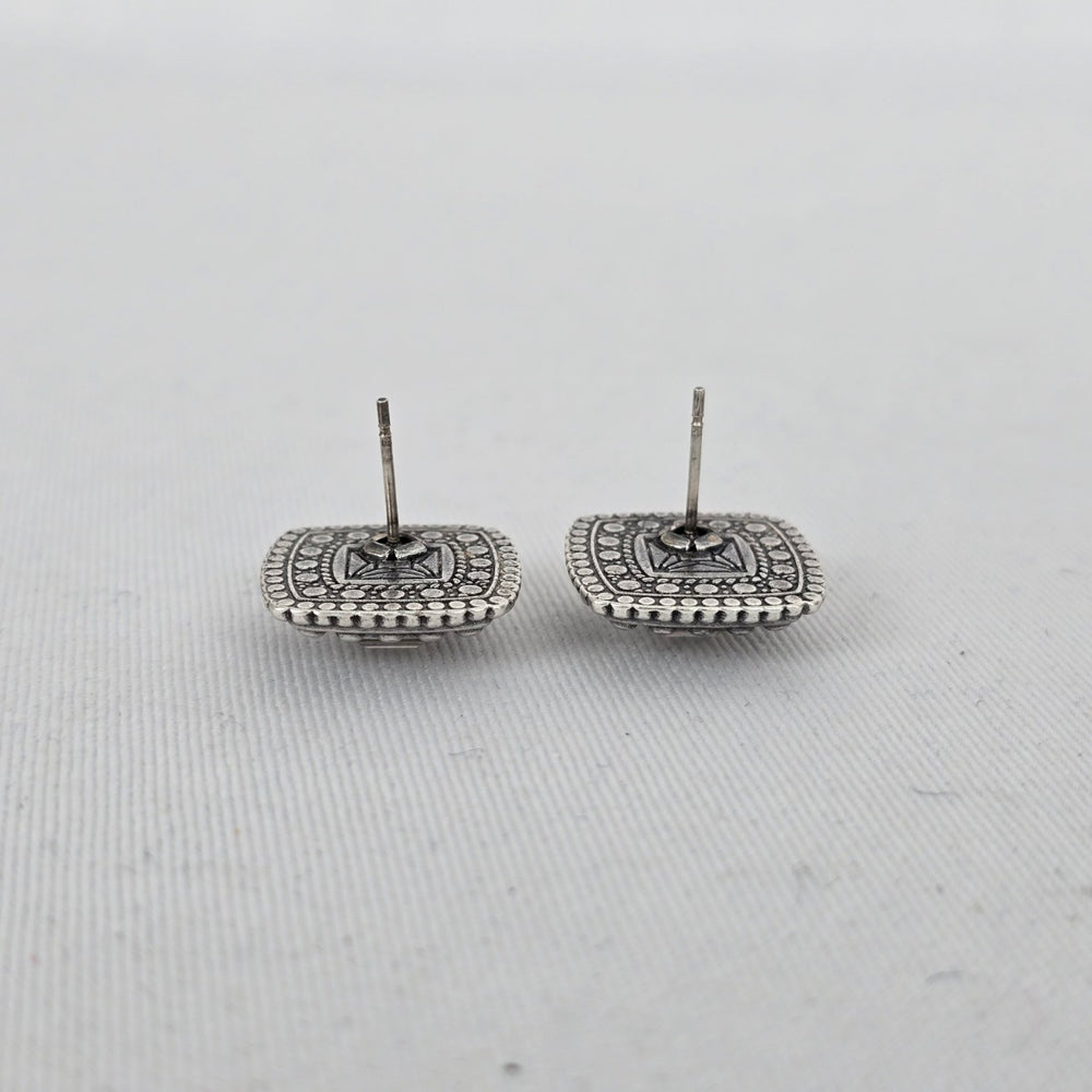 Vintage Style Silver Tone Square Stud Earrings Crystal Center Beaded Frame