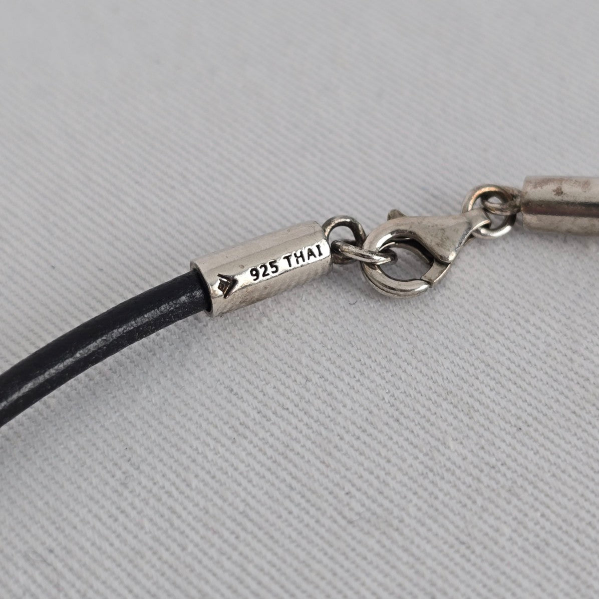 Silpada 925 Sterling Silver Interlocking Ring Pendant Black Leather Necklace