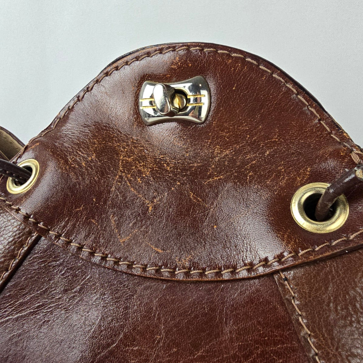 Vintage Brown Leather Drawstring Bag Crest Detail Slouchy Boho Crossbody