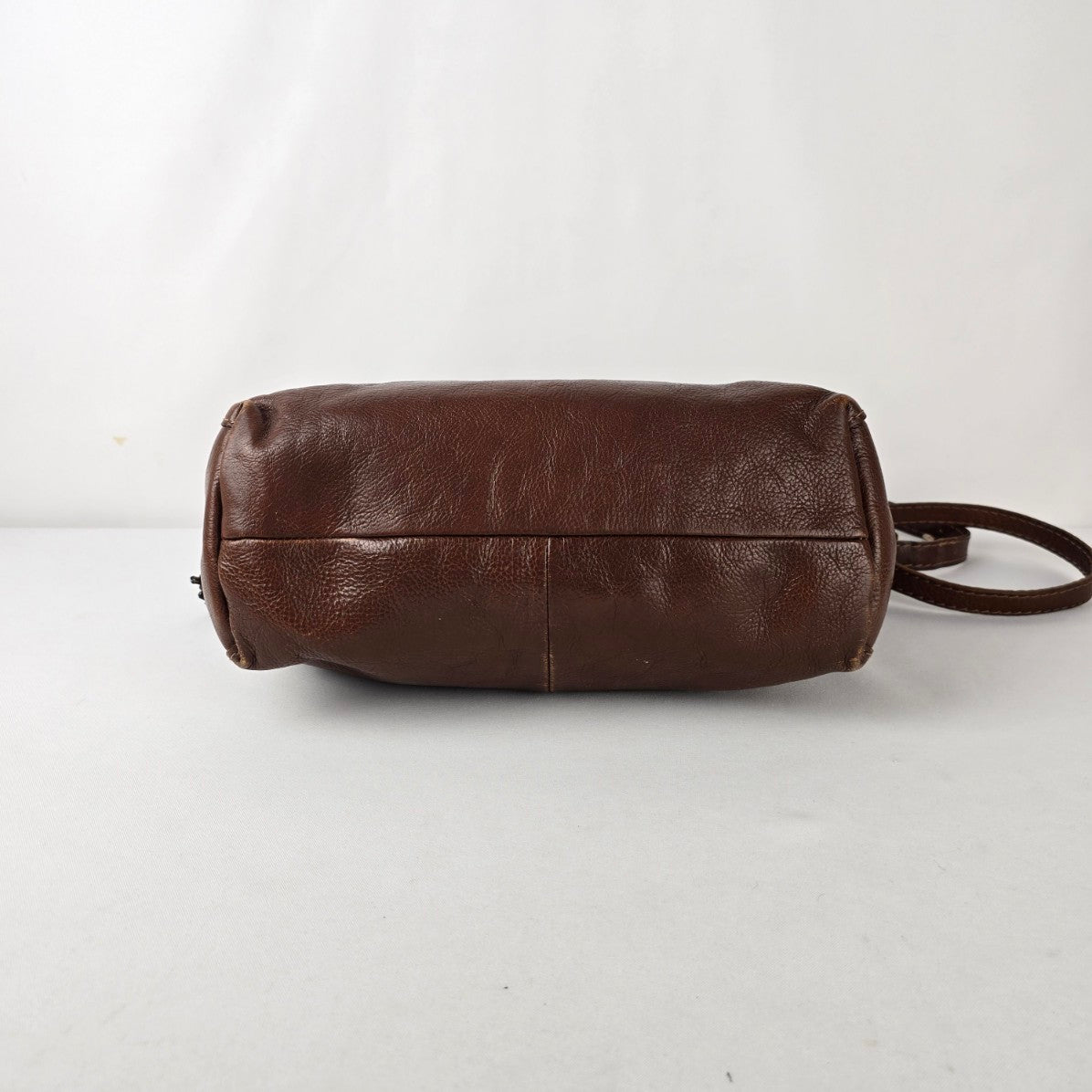 Vintage Brown Leather Drawstring Bag Crest Detail Slouchy Boho Crossbody