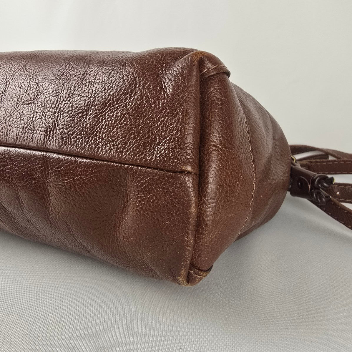 Vintage Brown Leather Drawstring Bag Crest Detail Slouchy Boho Crossbody