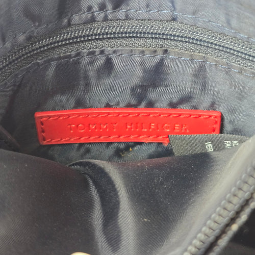 Tommy Hilfiger Denim Wristlet Pouch Navy Red Stripe Logo Zip Clutch