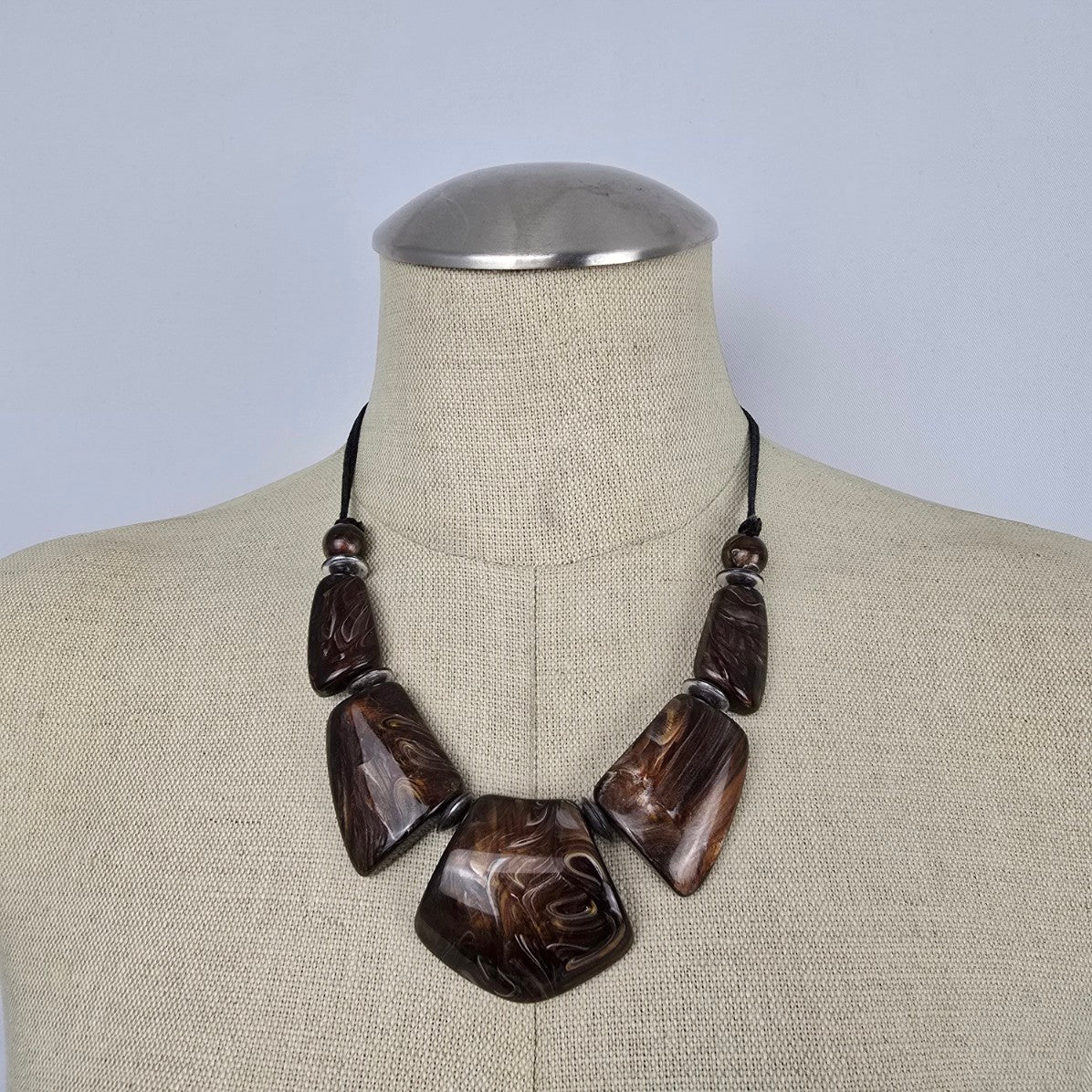 Mocha Marble Statement Necklace – Chunky Resin