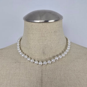 Classic White Pearl Necklace Graduated Beads Gold Clasp Bridal Elegant Timeless
