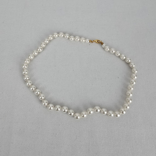 Classic White Pearl Necklace Graduated Beads Gold Clasp Bridal Elegant Timeless