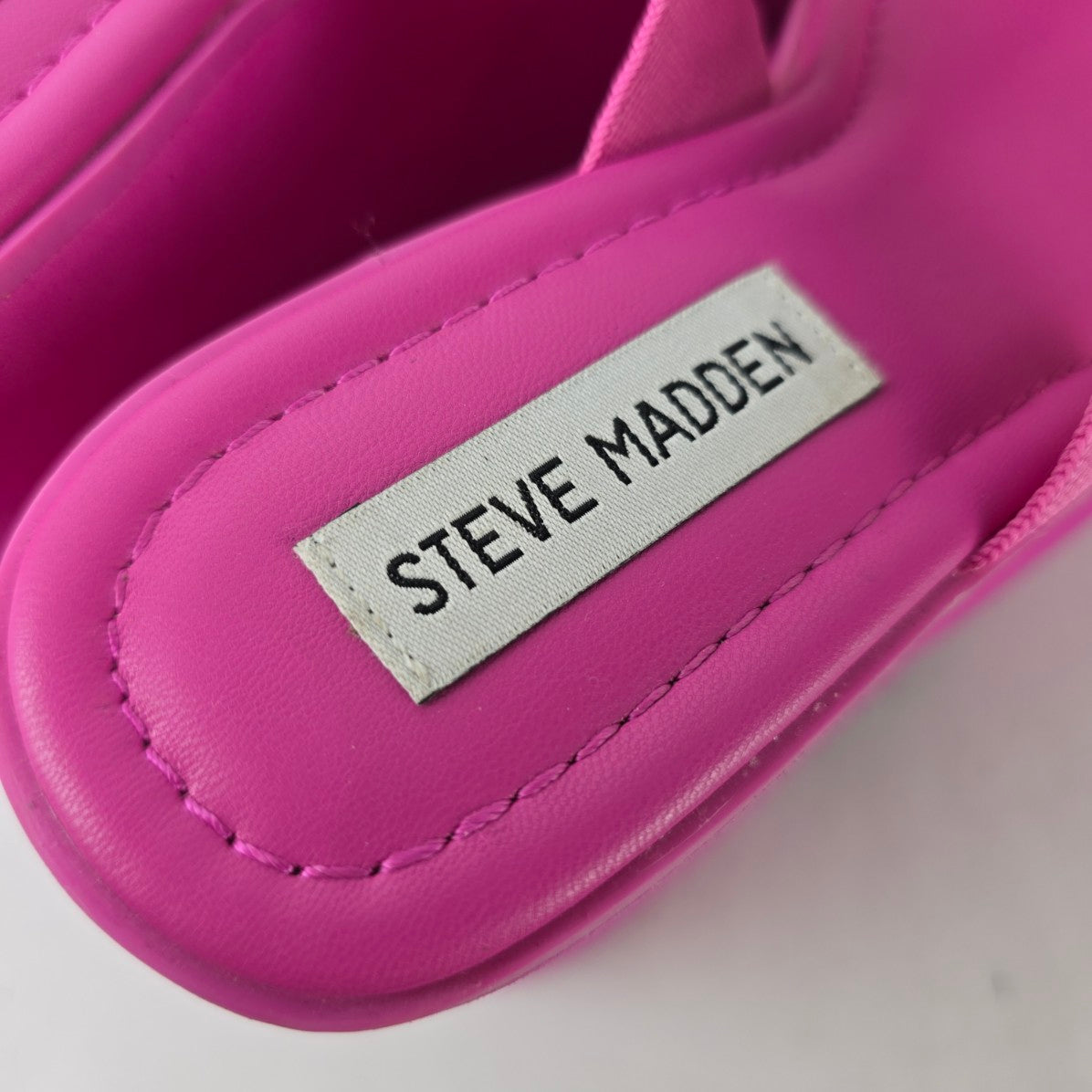 Steve Madden Platform Sandals Hot Pink Chunky Thong Sandals Statement Size 6