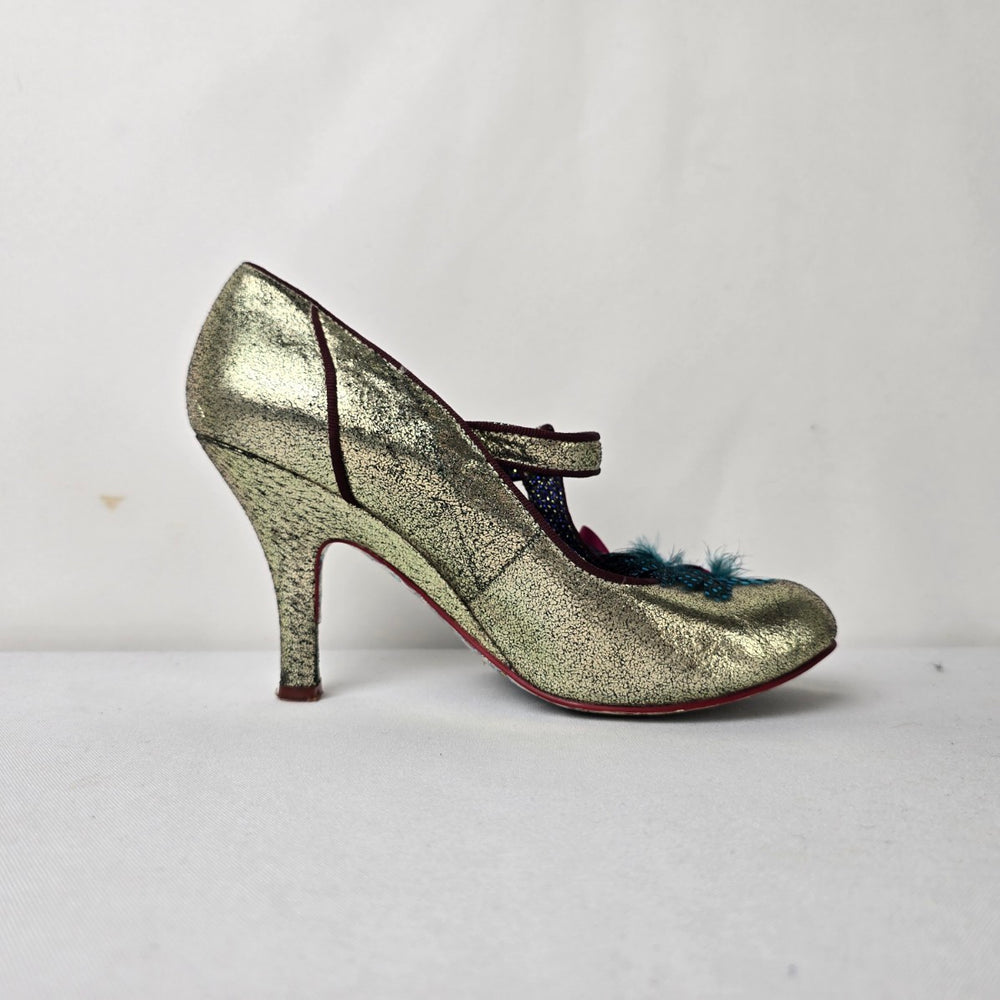 Irregular Choice Style Gold Mary Jane Heels Feather Bow Statement Size 7.5