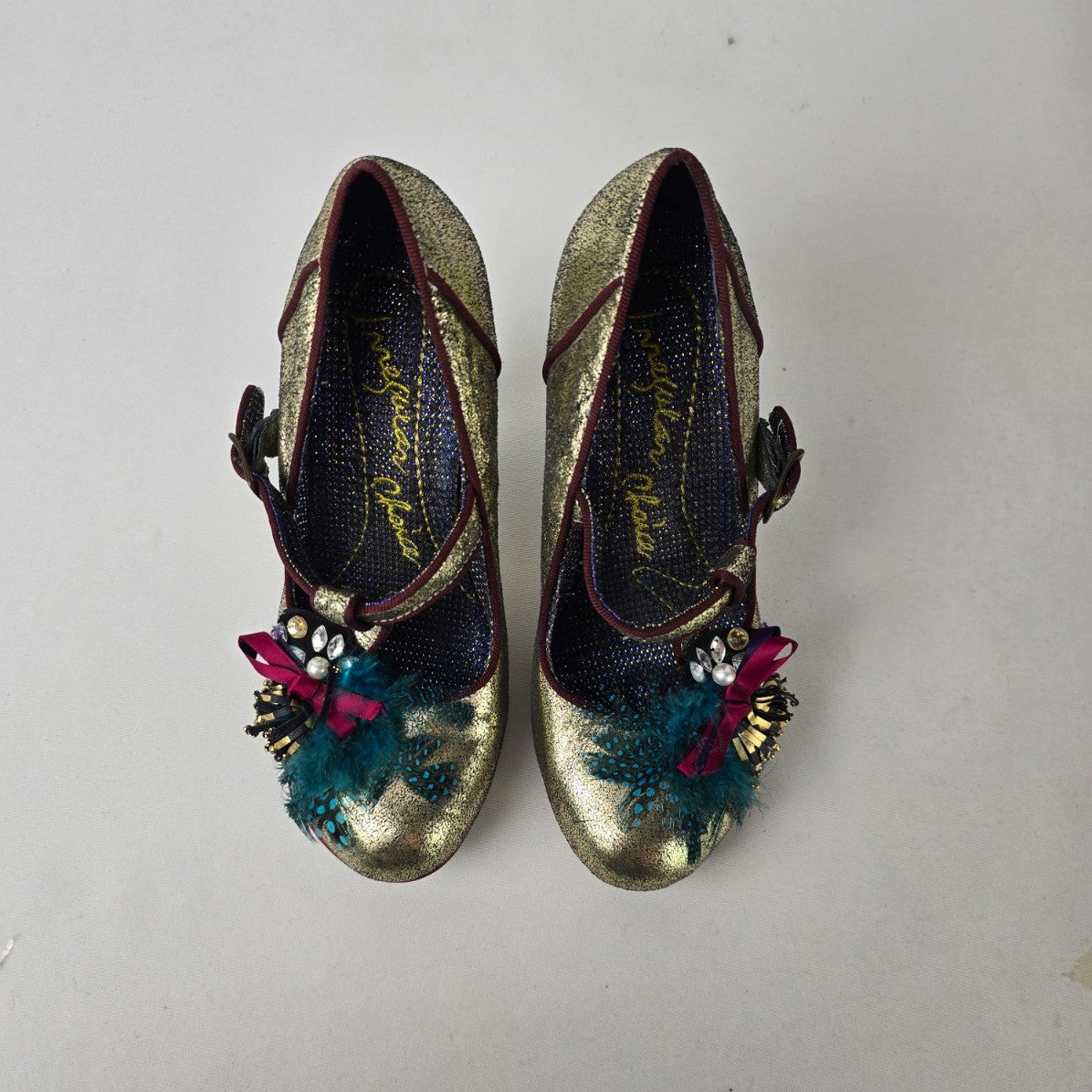 Irregular Choice Style Gold Mary Jane Heels Feather Bow Statement Size 7.5
