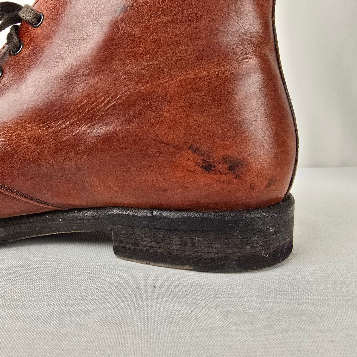 Gravitypope Brown Leather Chukka Boots Made in Italy Size 11 Lace Up Ankle Boots