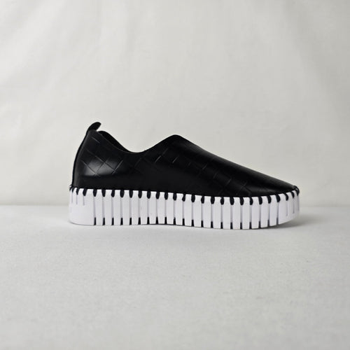 Ilse Jacobsen Tulip Slip-On Shoes Black Woven Platform Sneakers Size 6