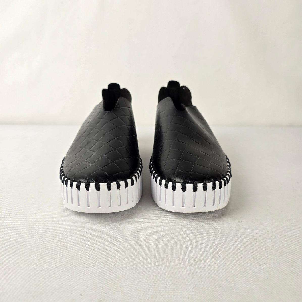 Ilse Jacobsen Tulip Slip-On Shoes Black Woven Platform Sneakers Size 6