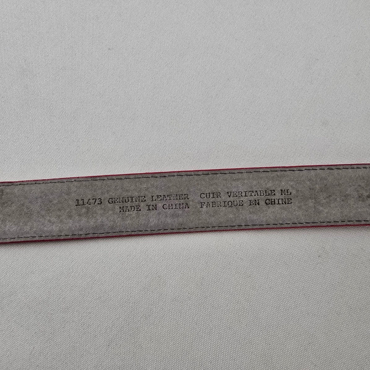 Vintage Red Croc Embossed Leather Belt Size M Gold Buckle Classic Statement Waist